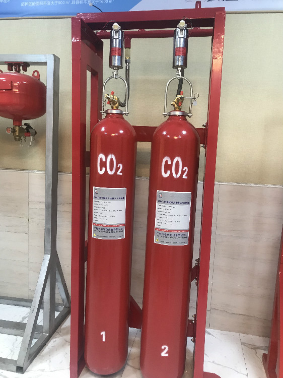 气体灭火系统的定期检查和维护